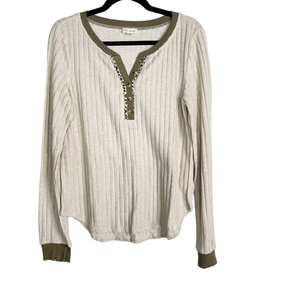 New Hem & Thread Large L Cream Cozy Ribbed Long Sleeve Henley Leopard Print Trim - Picture 1 of 10